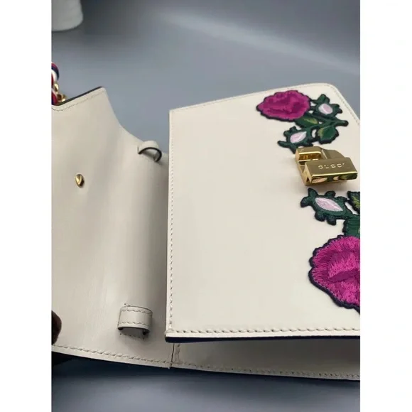 Gucci Sylvie Top Handle Bag - White Leather-Rare Gucci!-Comps are $1,700+ - Picture 14 of 15